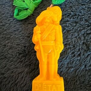 Vintage D'Etat French Soldier Figurine Charm Pendant Keychain‎ Yellow